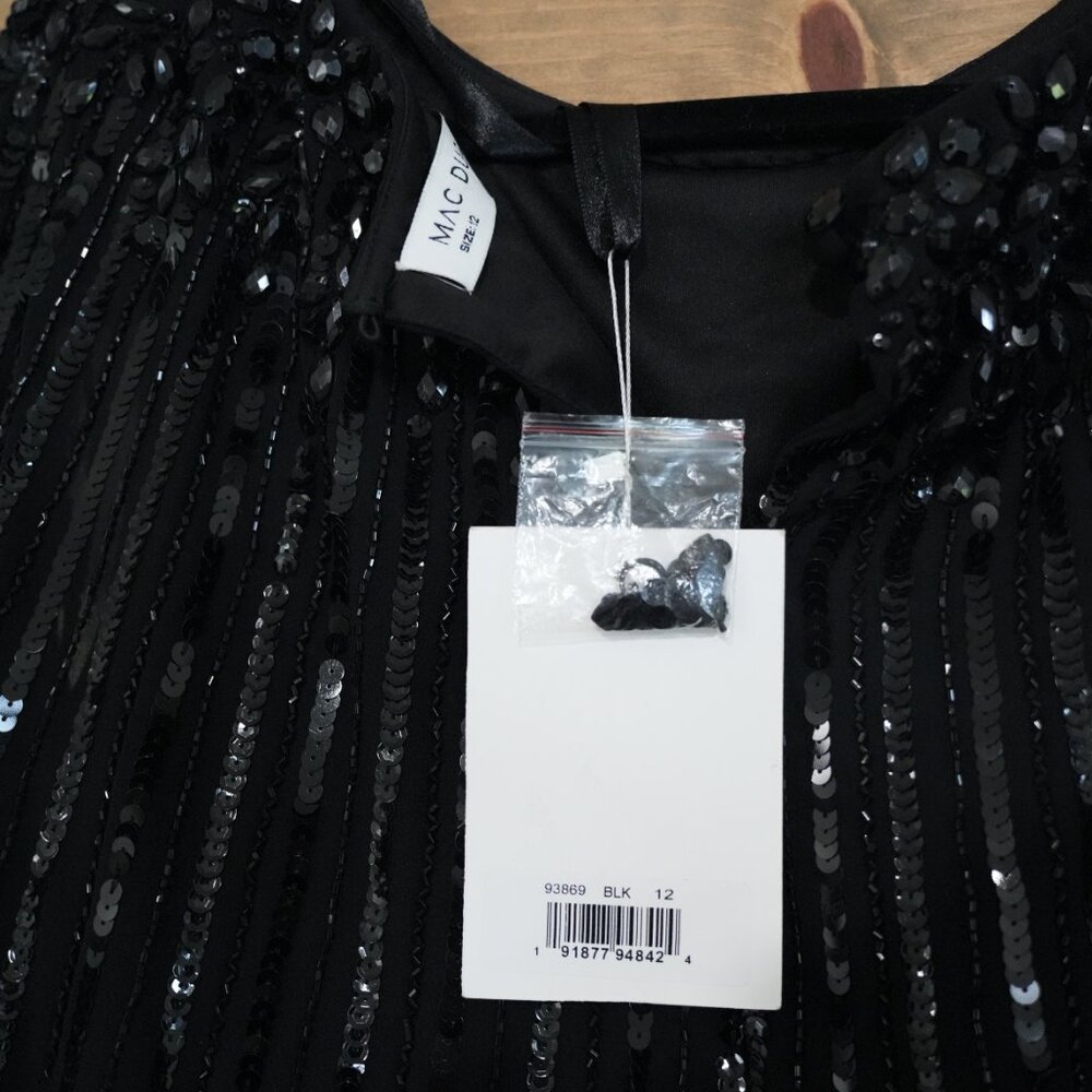 NWT Mac Duggal 93869 Black Embellished Beaded Column Cape Gown Size 12 - Picture 3 of 4